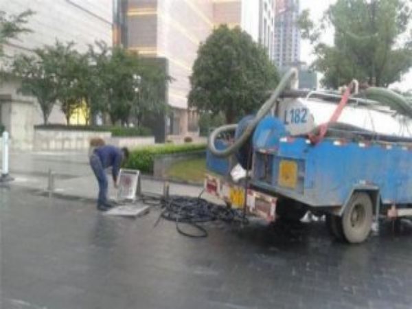 秦皇岛下水管疏通价格（秦皇岛快速疏通下水管道）